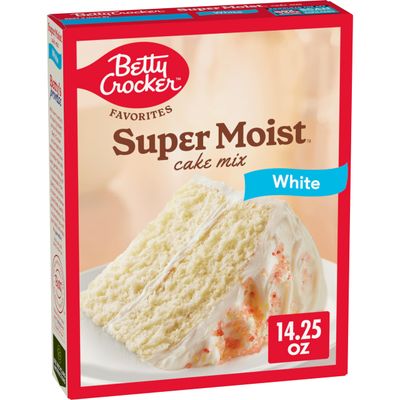 Betty Crocker Favorites Super Moist White Cake Mix, Holiday Baking, 14.25 oz