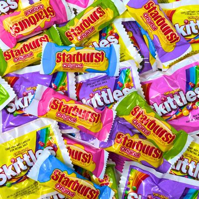 Holiday Special Assortit X Skittles &amp; Starburst Collab Fun Size Candy Mix 3lb Bulk Bag Chewy Snacks Assorted For Parties, Pinata Fillers Individually Wrapped Variety Sampler Pack 48-Oz