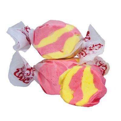 Taffy Town Saltwater Taffy- Strawberry Banana | Gourmet Taffy| Nougat-Style Candy| Soft &amp; Delicious| Sumer Snack Treats| Party Good Candies| 2.5lbs