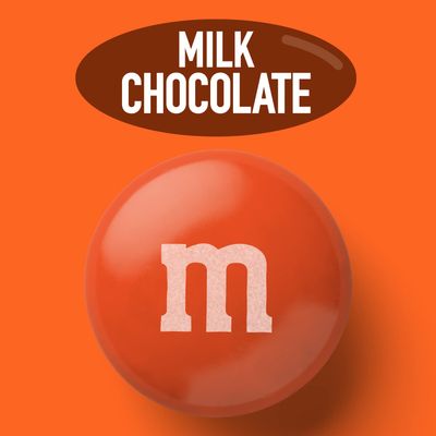 M&amp;MS Milk Chocolate Orange Candy - 2lbs of Bulk Candy in Resealable Pack for Candy Buffet, Halloween Trick or Treat Favor, Birthday Parties, Theme Meetings, Tasty Snacks for DIY Party