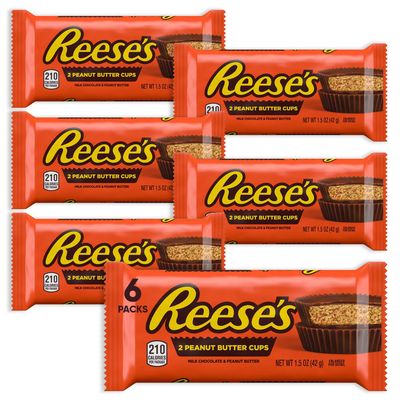 Reeces Peanut Butter Cups 1.5oz 6 Count - Milk Chocolate &amp; Peanut Butter Treats - Full Size Halloween Chocolate Candy - Individually Wrapped Peanut Butter &amp; Chocolate Milk Snack Cups