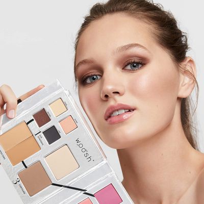 Woosh Beauty, Fold Out Face Original Makeup Palette, Travel, All in One, Neutral Cream &amp; Powder (#2 Medium Light)