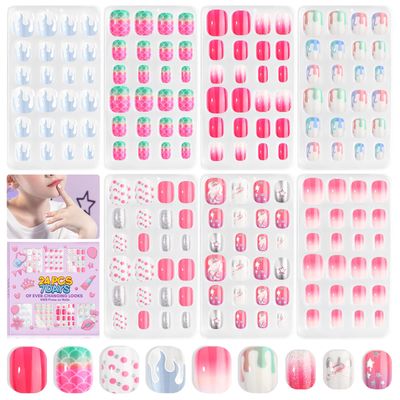 SAVILAND 168Pcs 7 Pack Press on Nails for Kids Children Fake Nails Stick on Nails Pre-glue Full Cover Glitter Gradient Color Star Short Acrylic Nail Tips Nail Art Christmas Gifts for 8-12 Year Kids