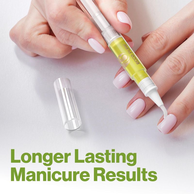 Cuticle Oil Pen - Nail Cuticle Protector - Professional Manicure &amp; Pedicure Set Accessory - Acrylic Nail Art Accessory - Cuticle &amp; Nail Strengthener - Cuticle Softener - Contains Vitamin E