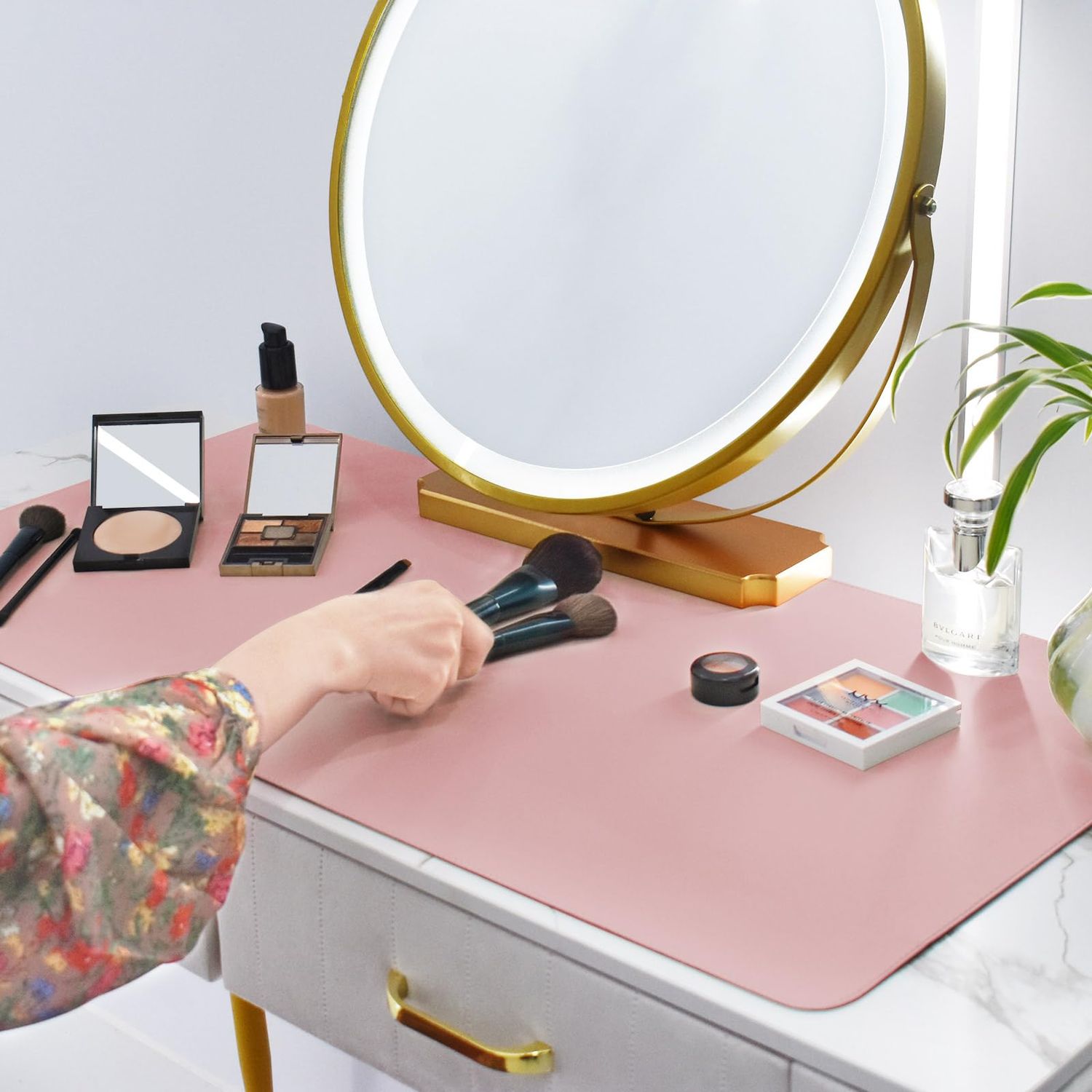 Makeup Mat for Vanity Top Protector,Dresser Protector Top Vanity Essentials,Craft Mats to Protect Table,Nail Art Table Mat,Vanity Desk Cover Pads, Dresser Cover Top Mats,31.5x15.7in (Pink &amp; Silver)