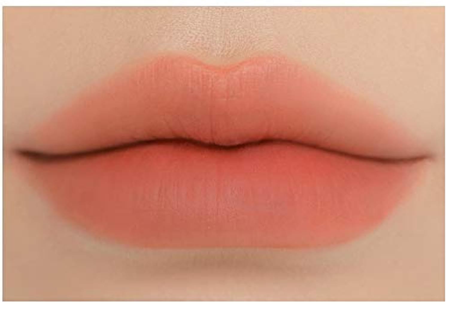 3CE BLUR WATER TINT(4.6g) soft lip with less smear with a blurry finish (#LAYDOWN) with sun cream(1ml3ea)