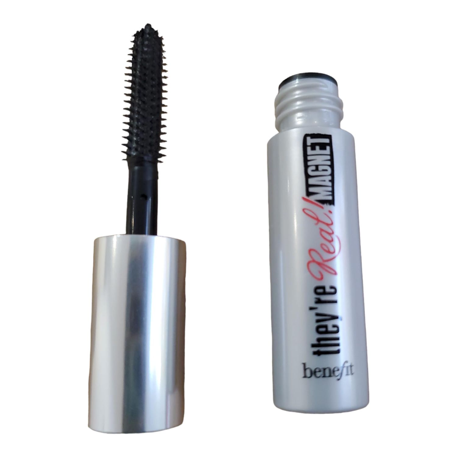 Benefit Cosmetics They&#39;re Real! Magnet Extreme Lengthening Mascara (SAMPLE PRODUCT)