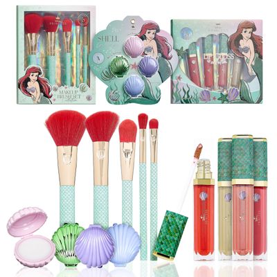 Disney Belle Maison Cosmetic Makeup Set, Makeup Essential, Princess Ariel - Includes 5pc Makeup Brush, 4pc Lip Gloss, 4pc Lip Balm