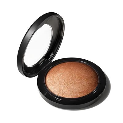 MAC Mineralize Skinfinish # Global Glow 10g  0.35oz