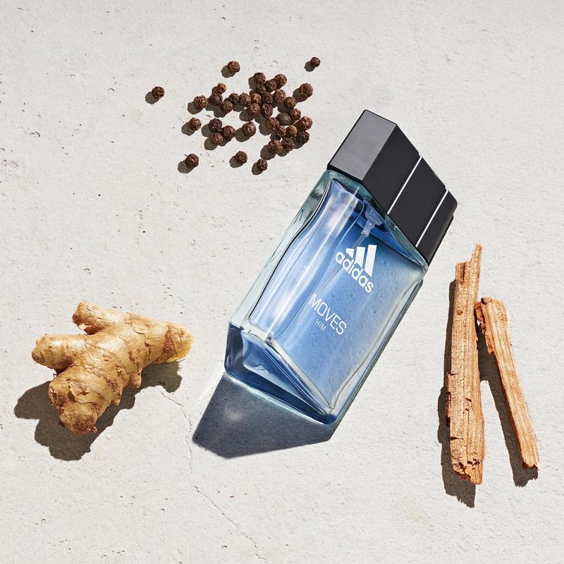 Adidas Moves Him Eau de Toilette 1.6 fl oz (Pack of 1), Notes of Green Apple, Cedarwood, Musk, Men's Fragrance, Long Lasting, Sporty Fragrance, Travel Size