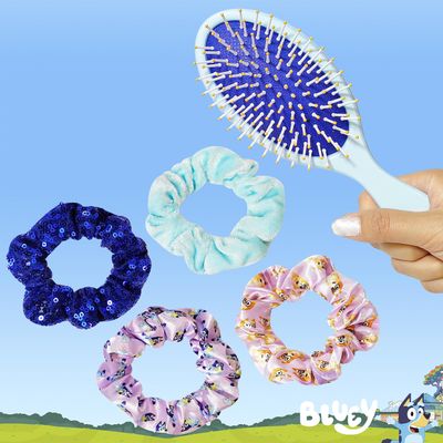Bluey Detangling Brush and 4 Elastic Scrunchies Hair Accessory Set for Kids - Ages 3