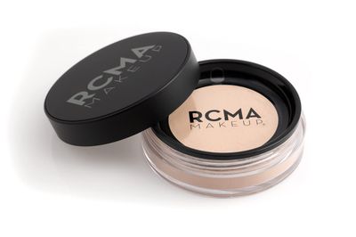 RCMA Makeup Premiere Loose Powder | Setting Face Powder | Talc Free | Vegan | Flawless Finish | Professional Makeup | Blurring Smoothing Effect |Topaz