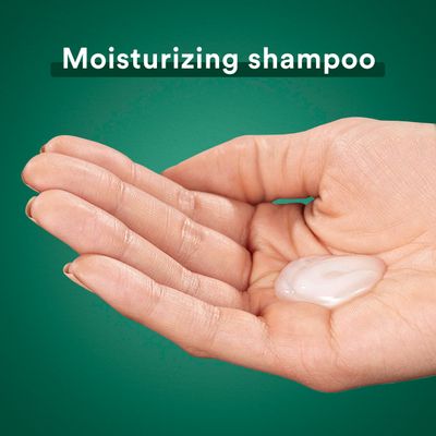 Suave Professionals Moisturizing Shampoo for Dry Hair Almond and Shea Butter Paraben-free and Dye-free 28 oz, Pack of 4