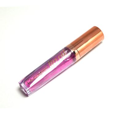 LA Colors 1 Lip Oil Lipgloss  CLG445 Berry Burst  Raspberry Scented  Lip Gloss Balm Ultra Hydrating Formula  Free Zipper Bag