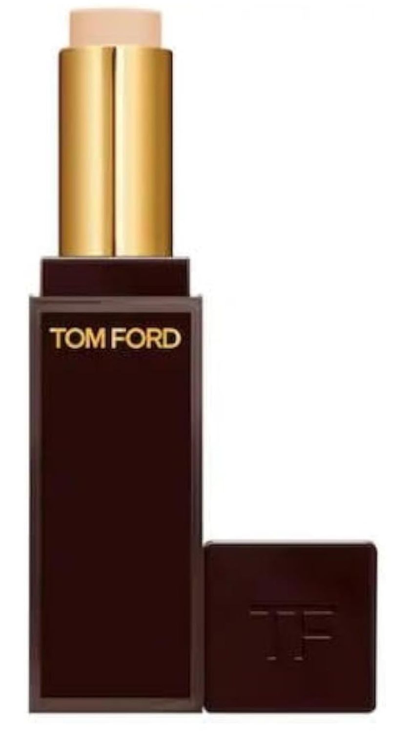TOM FORD Traceless Soft Matte Concealer - 0C0 Bare (fair skin with subtle pink undertones) - .12 oz  3.5 g