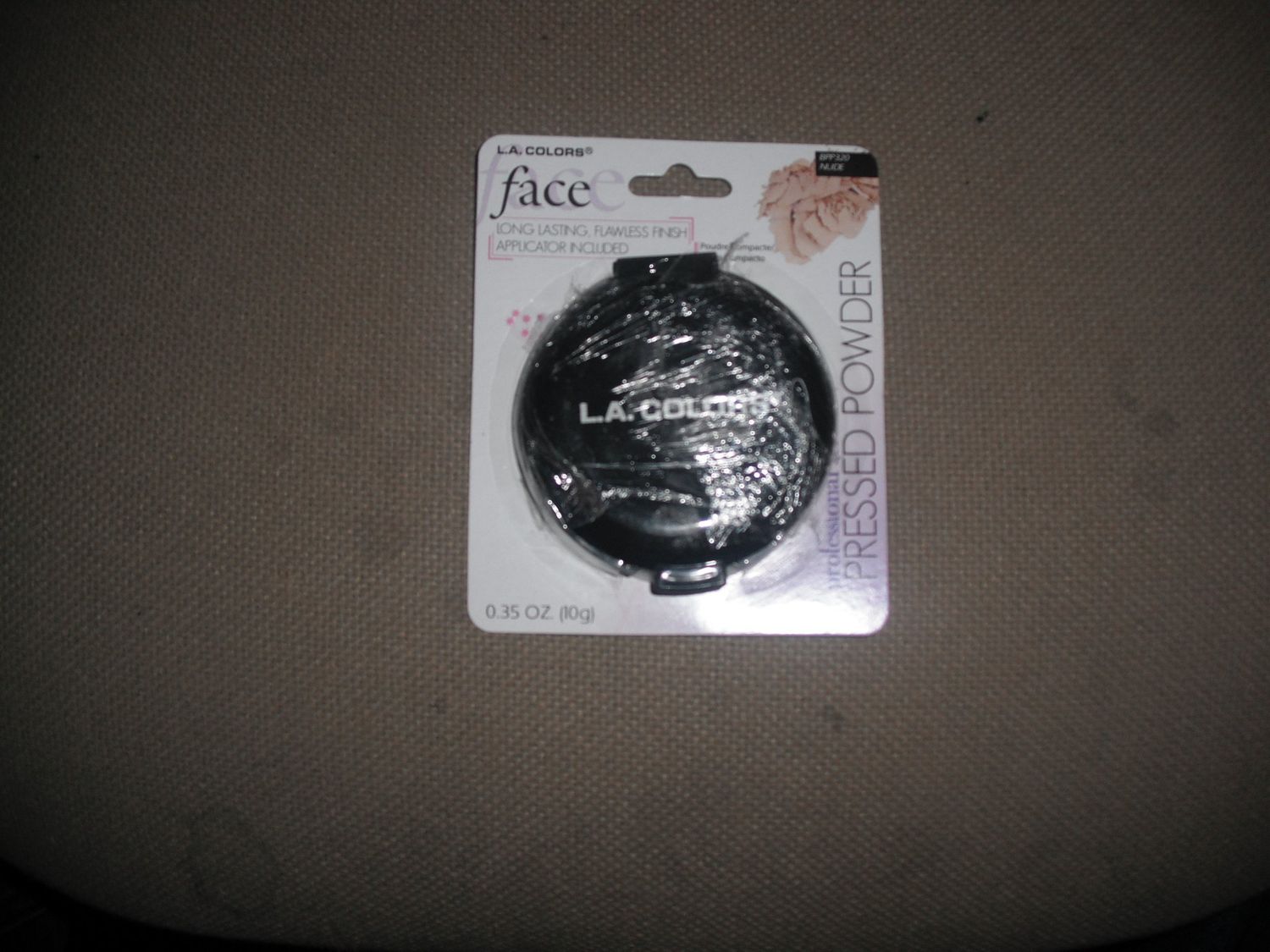 LA Colors Pressed Powder wih Applicator, BPP320 Nude, 0.35 Oz