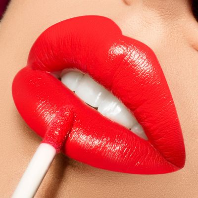 KAB Ultra-Luminous Tinted Lip Gloss Richly Pigmented, Cupcake-Flavored Lip Gloss in Handpicked Shades like - Lollipop Gloss - Cruelty-Free Long-Lasting Lips Gloss Color with Doefoot Applicator