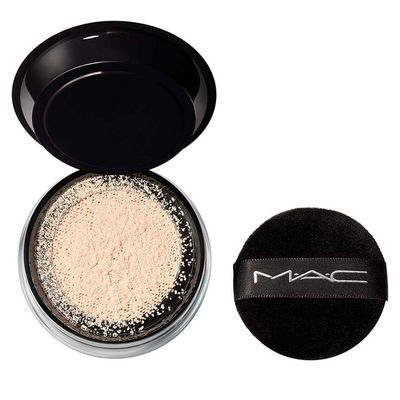 MAC Studio Fix Pro Set  Blur Weightless Loose Powder - Light (Light beige with neutral undertone) - 0.22 oz  6.5 g