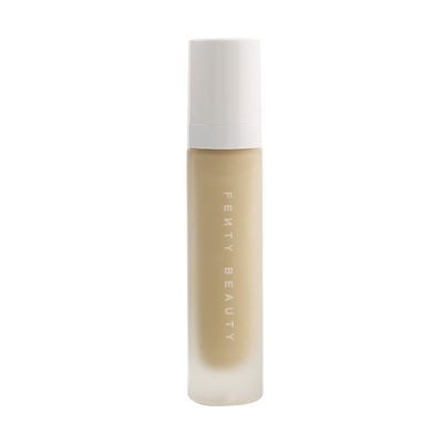 Fenty Beauty by Rihanna Pro Filtr Soft Matte Longwear Liquid Foundation 200