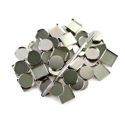 SZDYM 50 Pcs Empty Metal Pans, Makeup Palette Pans for Eyeshadow Magnetic Cosmetic Palette Size 26mm (Square&amp;Round&amp;depotting spatula)