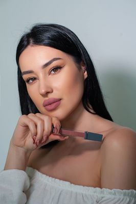 aden - 2 in 1 - Matte Liquid Lipstick &amp; Lip Liner Set - 7ML - Non-Smudge &amp; Quick Drying - Highly Pigmented - Long Duration with Hydration - Made in Italy (30 Truffle)