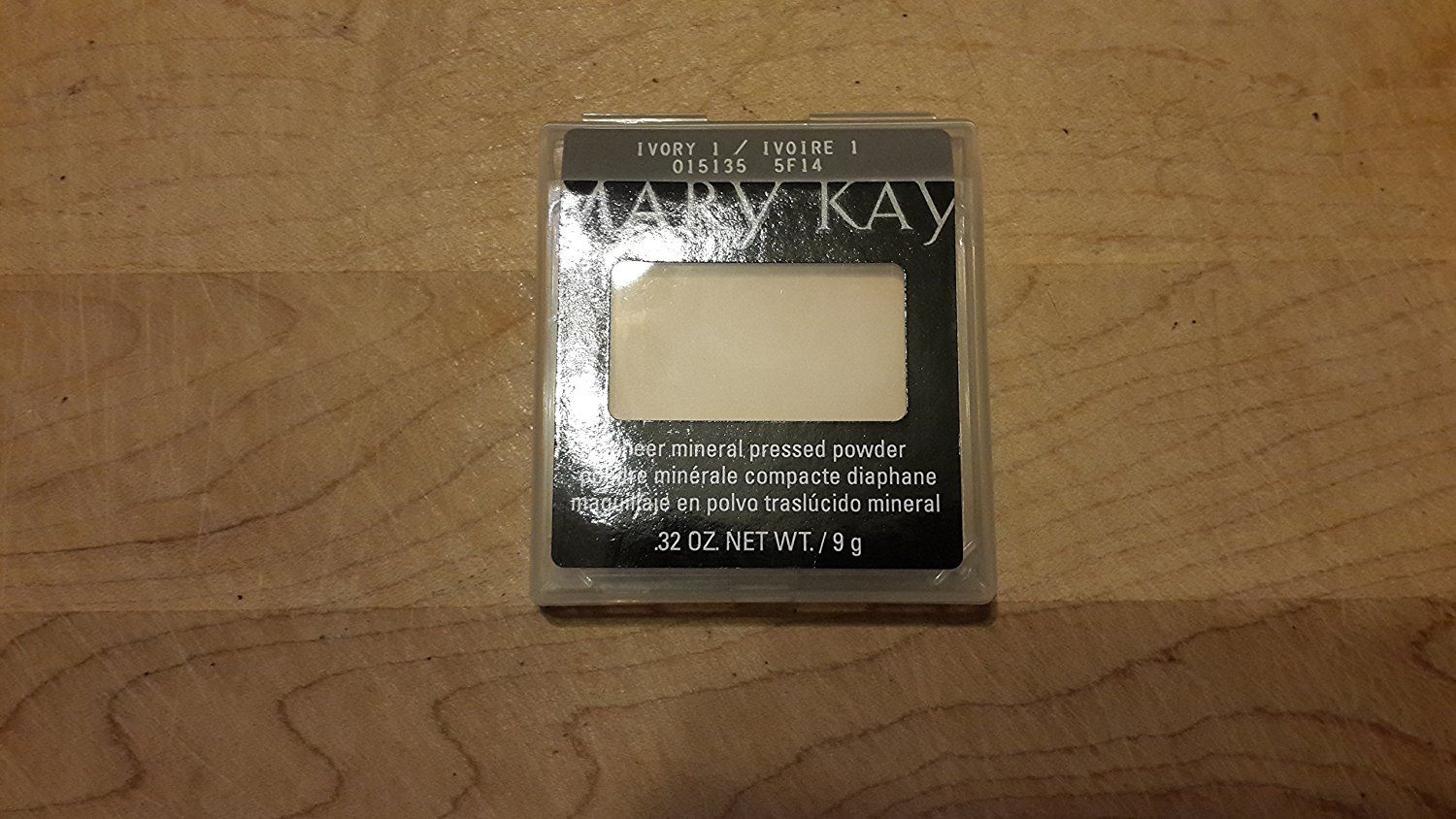 Mary Kay Sheer Mineral Pressed Powder Ivory 1