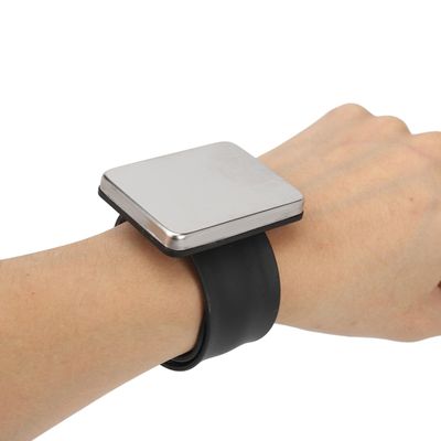 Makeup Mixing Palette,Magnetic Cosmetic Mixing Palette with Silicone Wrist Strap,Manicure Palette,Easy Clean,Black