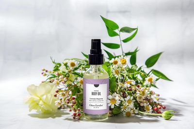 Edens Garden Lavender Magnolia Body & Bath Oil - Feminine Floral Blend with Pure Essential Oils & Vitamin E for Moisturizing Dry Skin - After Shower Scented Oil for Womens Skin Care, 2 fl oz (59 ml)