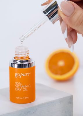 goPure 30% Vitamin C Dry Oil - Dark Spot Reducer with Anti-Aging Vitamin C Oil to Improve Fine Lines & Wrinkles with Moisturizing Squalane for Glowing & Youthful-Looking Skin - 0.43 fl oz