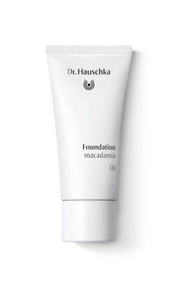 DR HAUSCHKA Macadamia 01 Foundation, 30 ML