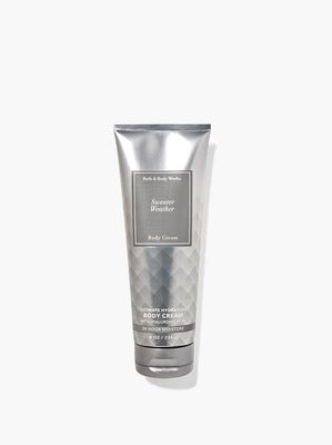 Bath and Body Works Gift Set of of 2 - 8 oz Body Cream - (Sweater Weather)
