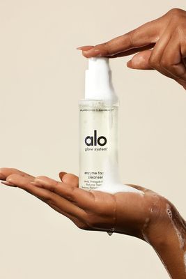 Alo Enzyme Facial Cleanser - Boosts Skin's Radiance and Restores Glow - 3.2 Fl Oz