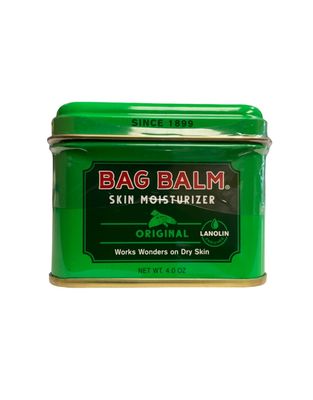 Bag Balm Vermont's Original Moisturizing for Dry Skin, Chapped Lips, Cracked Heels, Dog Paw Pads + More. 118 ml (4 oz) Tin (1)