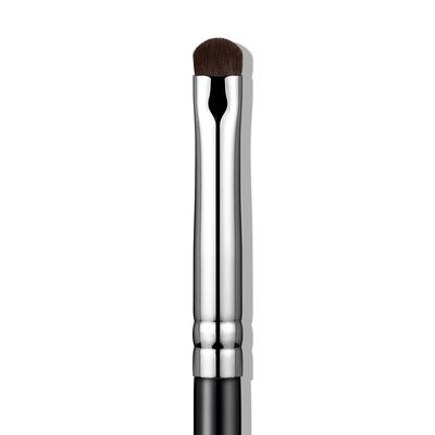 EIGSHOW Concealer Brush, Detail Shader Makeup Brush for Blending Eyeshadow, Concealing Small Blemishes and Imperfections - Precision Application