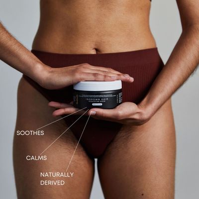 Bushbalm Ingrown Hair Exfoliating Scrub - Reduces Appearance of Ingrown Hairs and Helps with Underarm Bumps - Soothes Razor Bumps, Post Shave Redness and Itching - Sweet Escape 236 ml