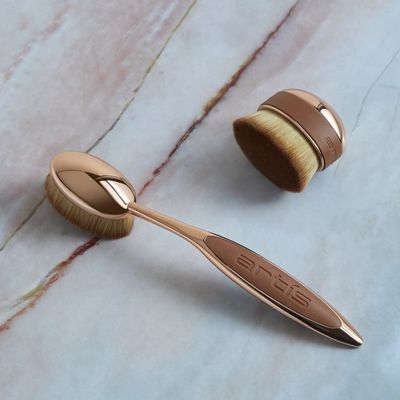 Artis Elite Palm Makeup Brush Luxury Synthetic Cosmefibre Brush Ideal For Foundation, SPF, Skincare Use With Liquids, Powders, and Creams Creates A Streak-Free Application