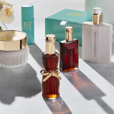 Este Lauder Youth-Dew Hydrating Body Lotion Satine with Notes of Rose, Spices &amp; Patchouli, 5 Ounce