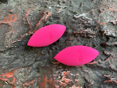 FYGO Sponge For Makeup - Makeup Sponge Blender - Makeup Sponges makeup blender - Makeup Sponge for Foundation - Makeup Blender Puff -Esponjas para Maquillaje - Beauty Sponge Set 2 (Rose Red - 6.8*3cm)