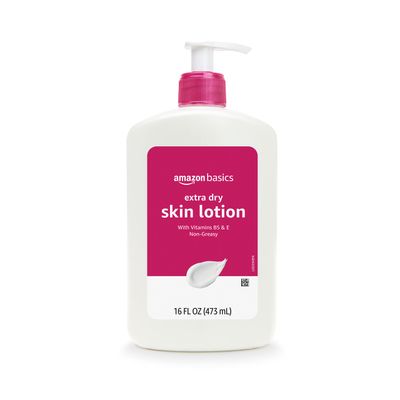 Amazon Basics Extra-Dry Skin Lotion with Vitamins B5 &amp; E, Clean Scent, 16 fl oz (Previously Solimo)