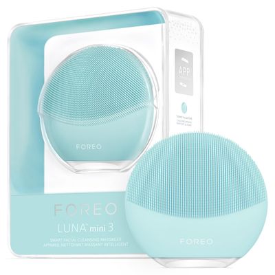 FOREO LUNA mini 3 Ultra-hygienic Facial Cleansing Brush - All Skin Types - Face Massager for Clean &amp; Healthy Face Care - Extra Absorption of Facial Skin Care Products - Waterproof - Mint