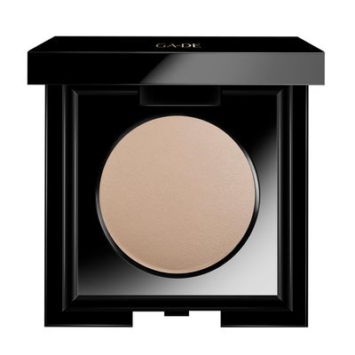 GA-DE Velveteen Metallic Eyeshadow Mono, 235 - Pearl Infused, Shimmer Eye Makeup - Silky-Soft, Densely Pigmented, Seamless Blend - 0.105 oz