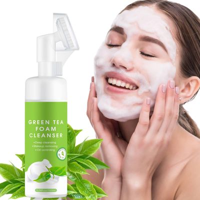 Green Tea Face Wash with Brush for Women and Men, Organic Green Tea Foaming Facial Cleanser with Nature Aloe Vera Extracts, Gentle Fresh Face Cleanser for Deep Cleansing, Makeup Remove and Oil Control