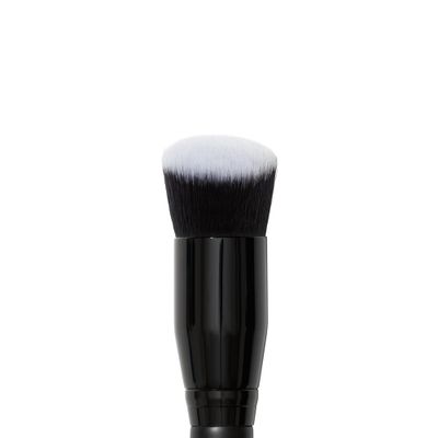 e.l.f. Camo Liquid Blush Brush, Angled Blush Brush Ideal For Applying &amp; Blending Colors On Cheeks, Soft, Dense Bristles, Vegan &amp; Cruelty-free