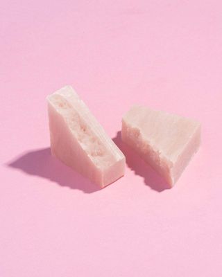 Earth Harbor | ROSE BAY Balancing Facial Soap | Gentle &amp; Sensitive | Australian Pink Clay | Synthetic-Free + Zero-Waste