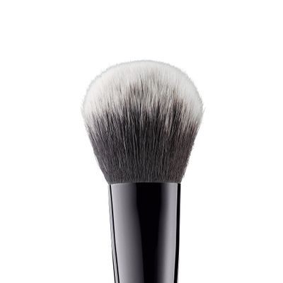 e.l.f. Flawless Face Brush, Vegan Makeup Tool For Flawlessly Contouring &amp; Defining With Powder, Blush &amp; Bronzer, Made With Cruelty-Free Bristles