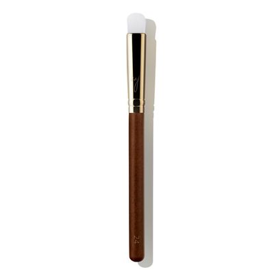 [SOO ADOR] BY MAENG #24 Concealer Brush (3D) - Round Dome Brush for Dimensional Blending and Blemish Coverage | Designed by K-Pop Makeup Artist Maeng | Makeup Brush Base Brush