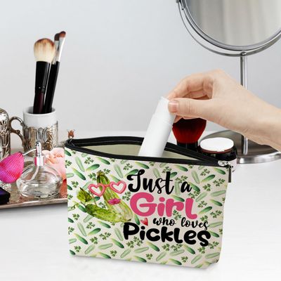 Cute Pickle Makeup Bag Pickle Gifts Cosmetic Bags Funny Pickle Gifts for Pickle Lovers Pickle Stuff Merch for Women Girls Daughter BFF Friend Sister Bestie Coworker Friendship Birthday Christmas