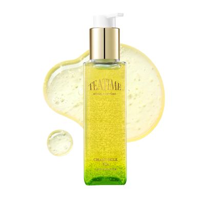 BYROE Chamomile Tea Foaming Gel Cleanser | Deep Cleans, Hydrates &amp; Soothes Face | Brightening Complex &amp; Vitamin C | Vegan 150 ml