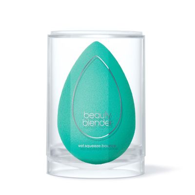 Beautyblender | Chill Blender Makeup Sponge | Blend Liquid Foundations, Powders and Creams | Streak Free Application | Vegan, Cruelty Free | Made in USA