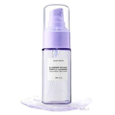 Glow Recipe Blueberry Bounce Gentle Face Cleanser Travel Size - 3-in-1 Foaming Double Cleanser, Makeup Remover &amp; Clarifying Mask - Hydrating Hyaluronic Acid, Blueberry Extract &amp; Exfoliating AHA (30ml)